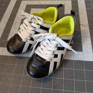 Little Kids Indoor Soccer Turf Shoes - 9
